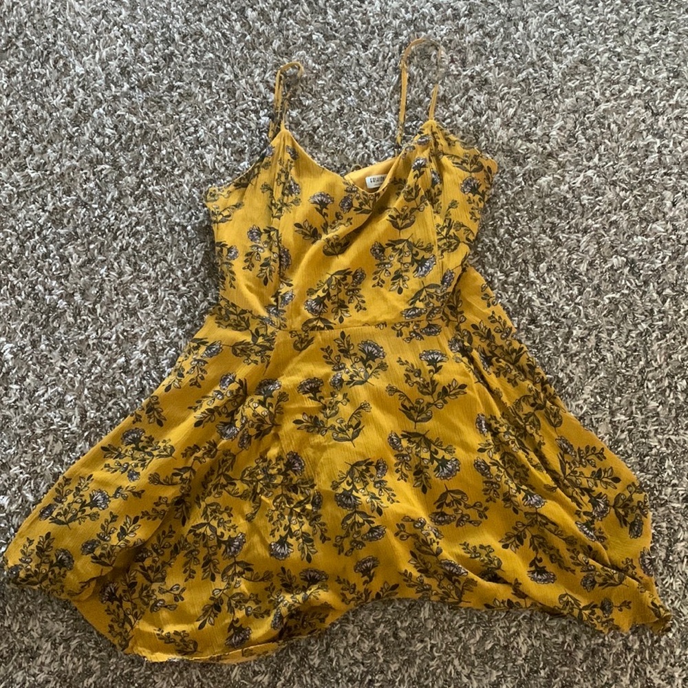 Fashion Nova Dress. Size Small.